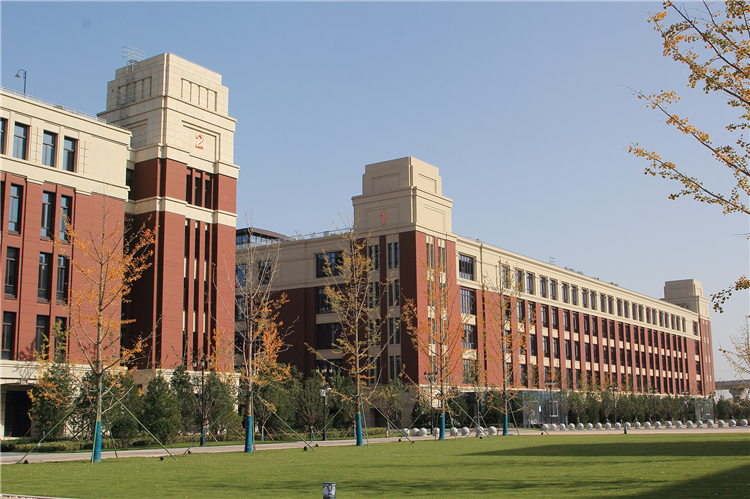干挂陶板应用案例赏析-交通大学（西安）