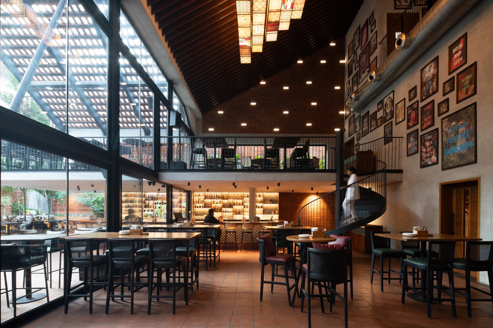 陶土砖的温度：传统与现代的餐饮空间对话