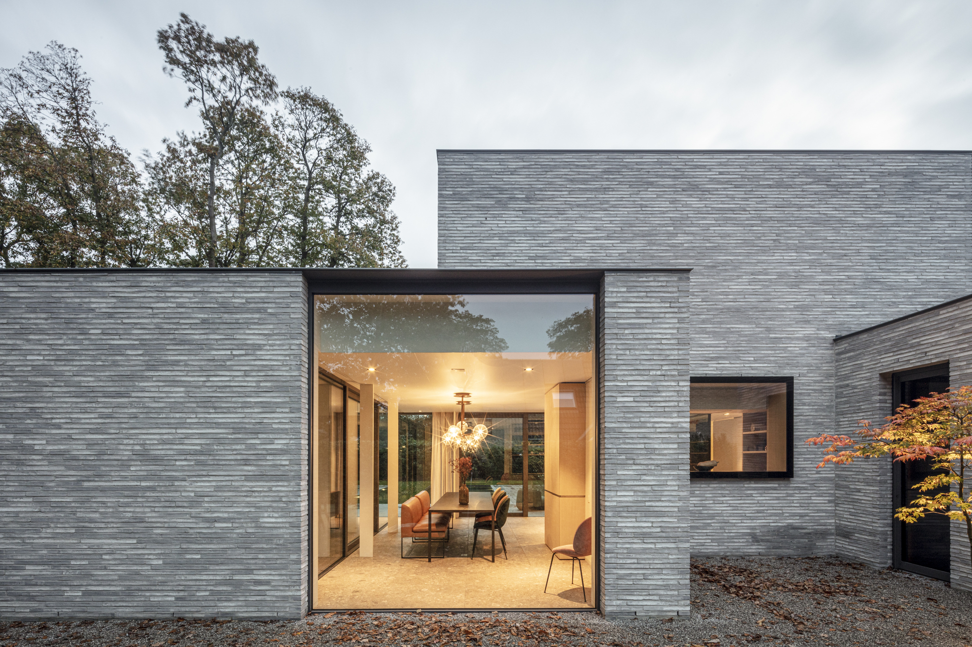 陶土砖为肌，林间筑理想人居