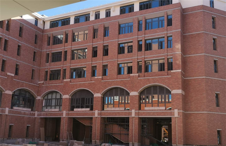 幕墙砖应用案例赏析-泥岗中学(深圳) 幕墙砖应用案例赏析-泥岗中学(深圳)